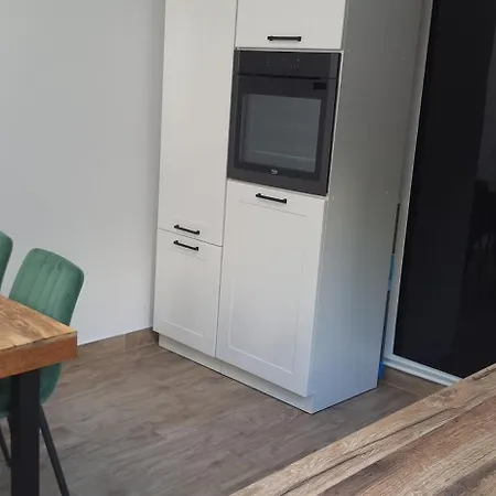 Nature Surrounded 2 Bedroom *
